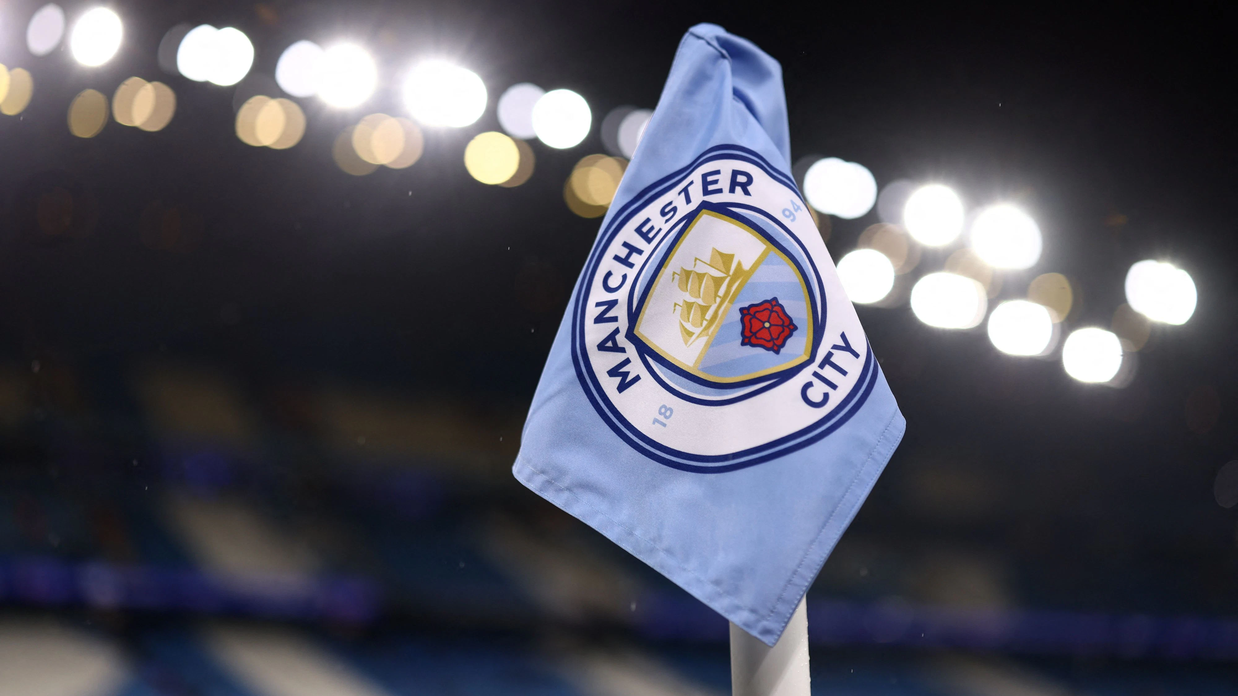 Manchester City droht jetzt sogar der Verkauf. 
