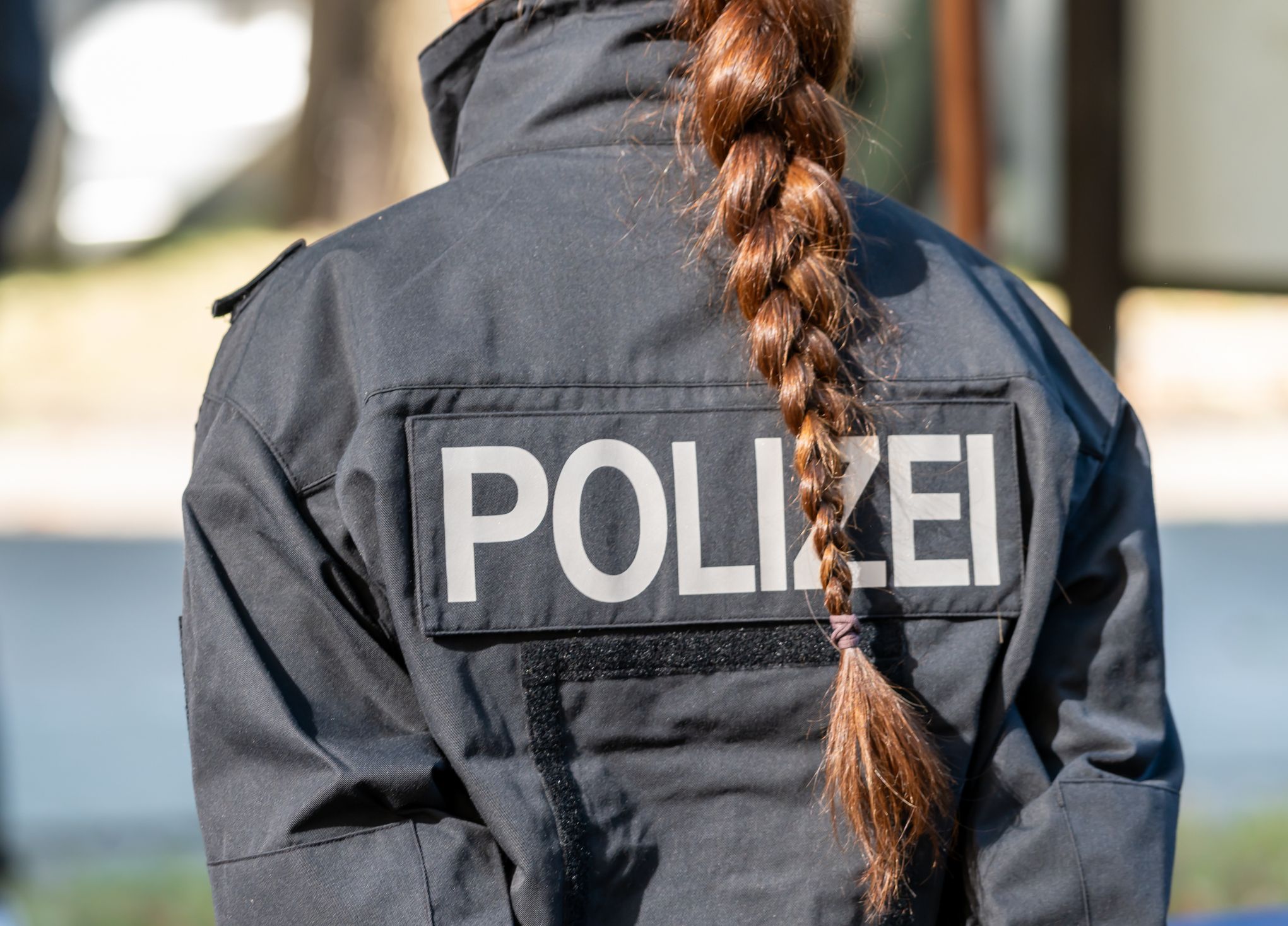 Eine angehende Polizistin steht unter Terrorverdacht.