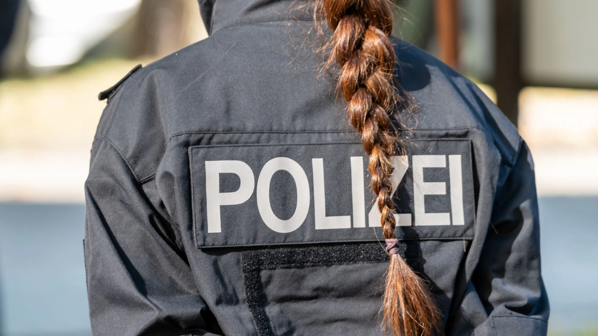 Eine angehende Polizistin steht unter Terrorverdacht.
