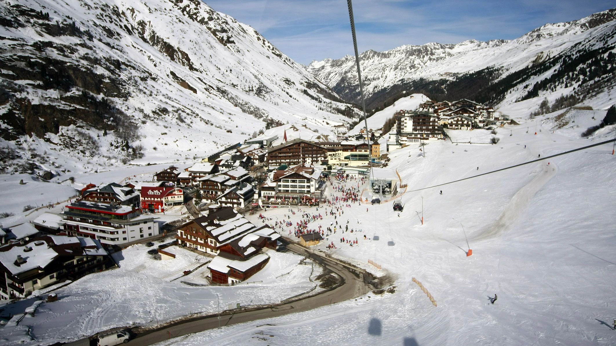 Pulverschnee, Pistenspaß und traumhafte Bergkulissen: Ein neues Ranking zeigt, wo Europas Skifans am liebsten Urlaub machen.