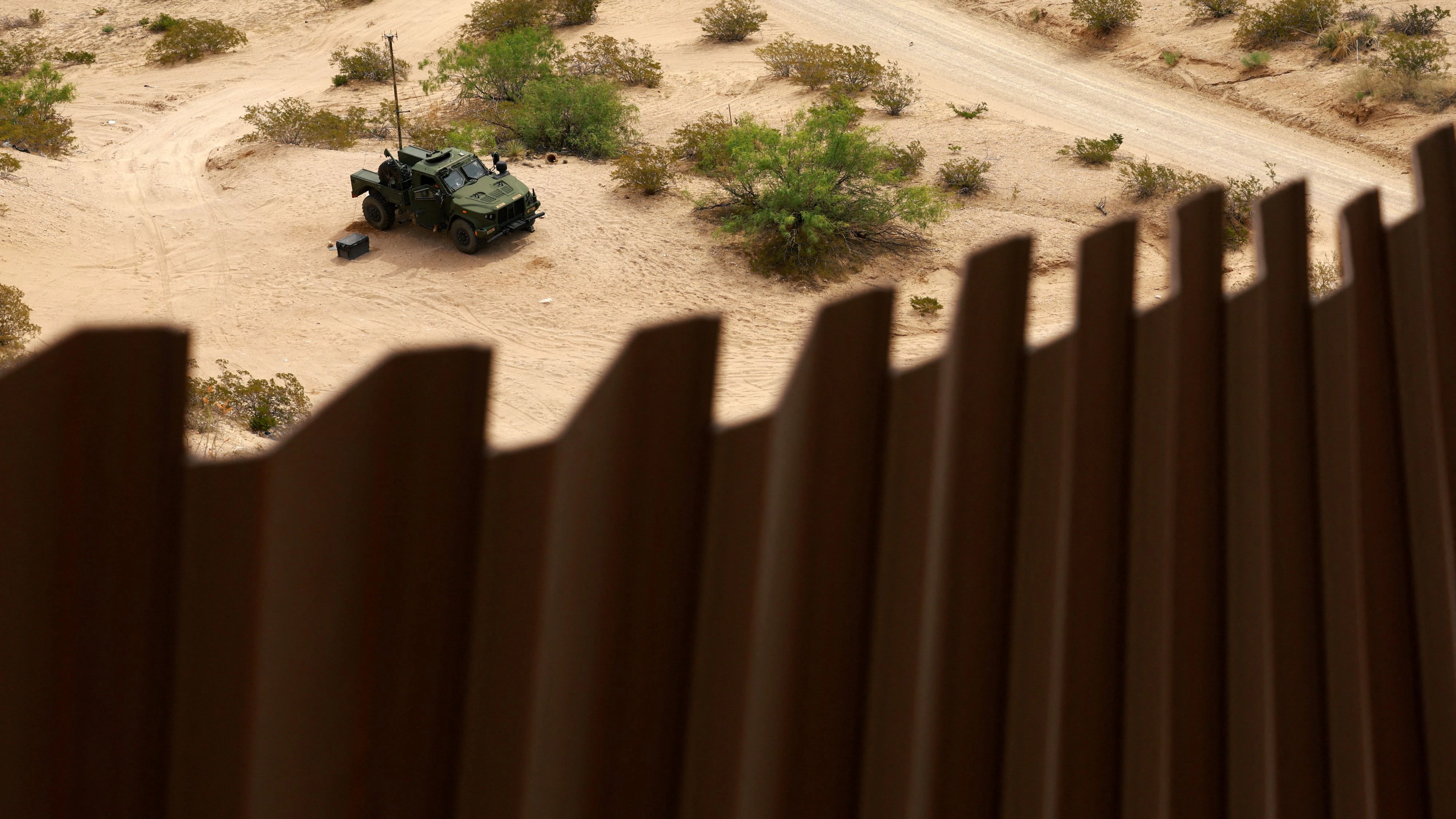 Die Grenzmauer reicht den USA offenbar nicht, jetzt wollen sie auch Hitzewaffen gegen Flüchtlinge einsetzen.