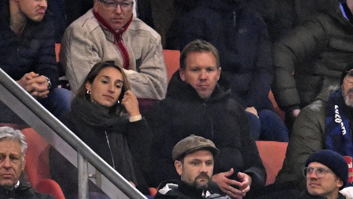 21.10.2026, Fussball UEFA Championsleague 2026/2027: 3.Spieltag, FC Bayern München - FC Arsenal, in der Allianz-Arena München, Julian Nagelsmann mit seiner Frau Lena beide Deutschland auf der Tribüne. ***DFL and DFB regulations prohibit any use of photographs as image sequences and/or quasi-video.*** *** October 21, 2026, Soccer: UEFA Champions League 20262027, Matchday 3, FC Bayern Munich vs. FC Arsenal, at the Allianz Arena in Munich Julian Nagelsmann and his wife Lena, both from Germany, in the stands ***DFL and DFB regulations prohibit any use of photographs as image sequences and/or quasi-video***
