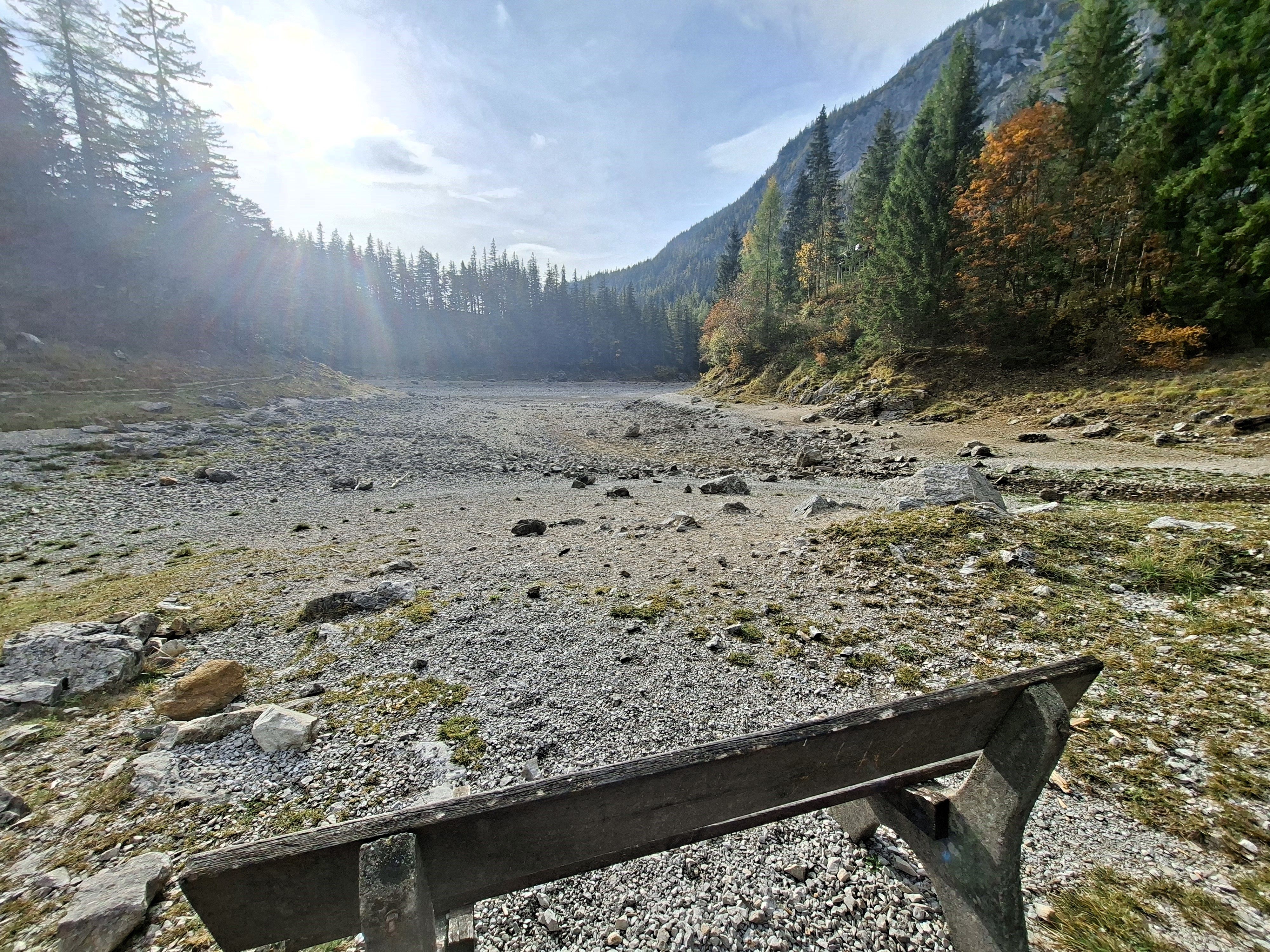 Das Wasser ist weg! Der Grüne See gleicht im Oktober 2026 einer Schottergrube.