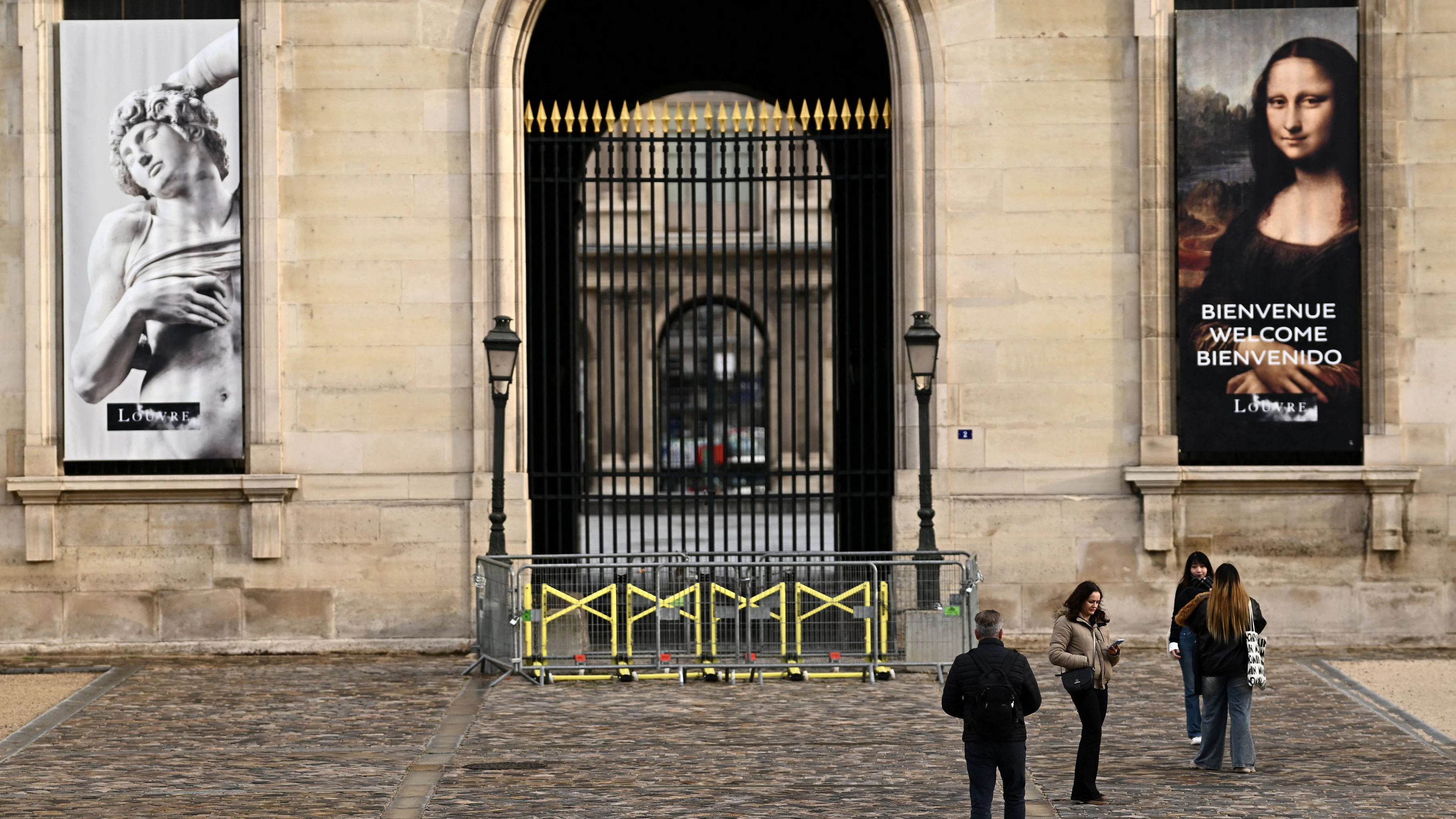Der Louvre bleibt am Samstag geschlossen.