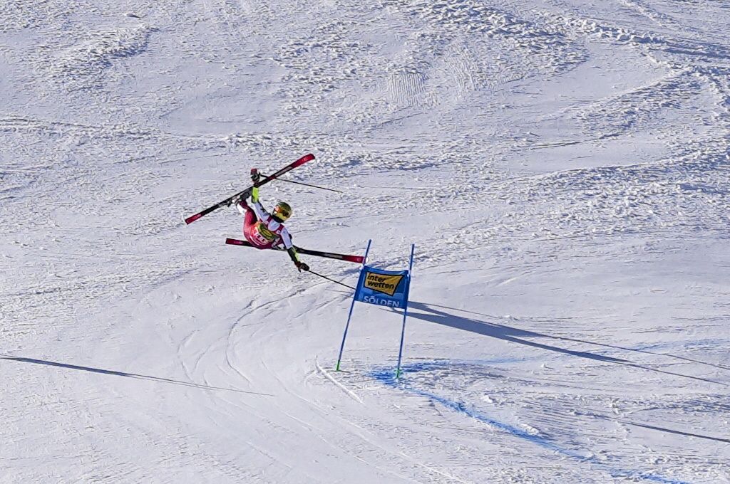 Julia scheib flog ab.