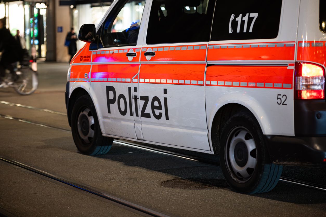 Der Verdächtige befindet sich in Untersuchungshaft.