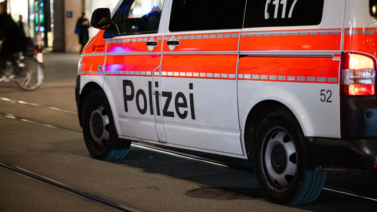 Der Verdächtige befindet sich in Untersuchungshaft.