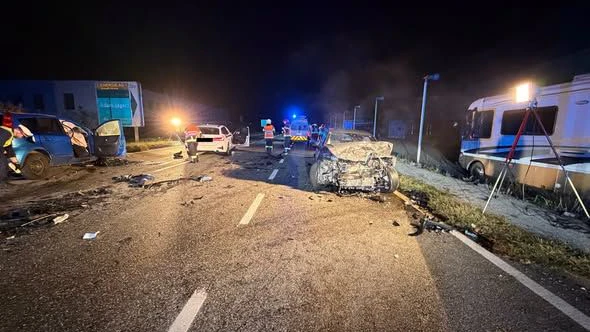 Heute.at - Geisterfahrer (39) stirbt bei Frontalcrash auf der B1