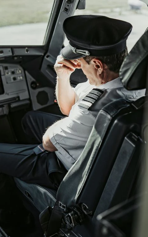 Umfrage-Schock: Drei von vier Linienpiloten schlafen im Cockpit ein!