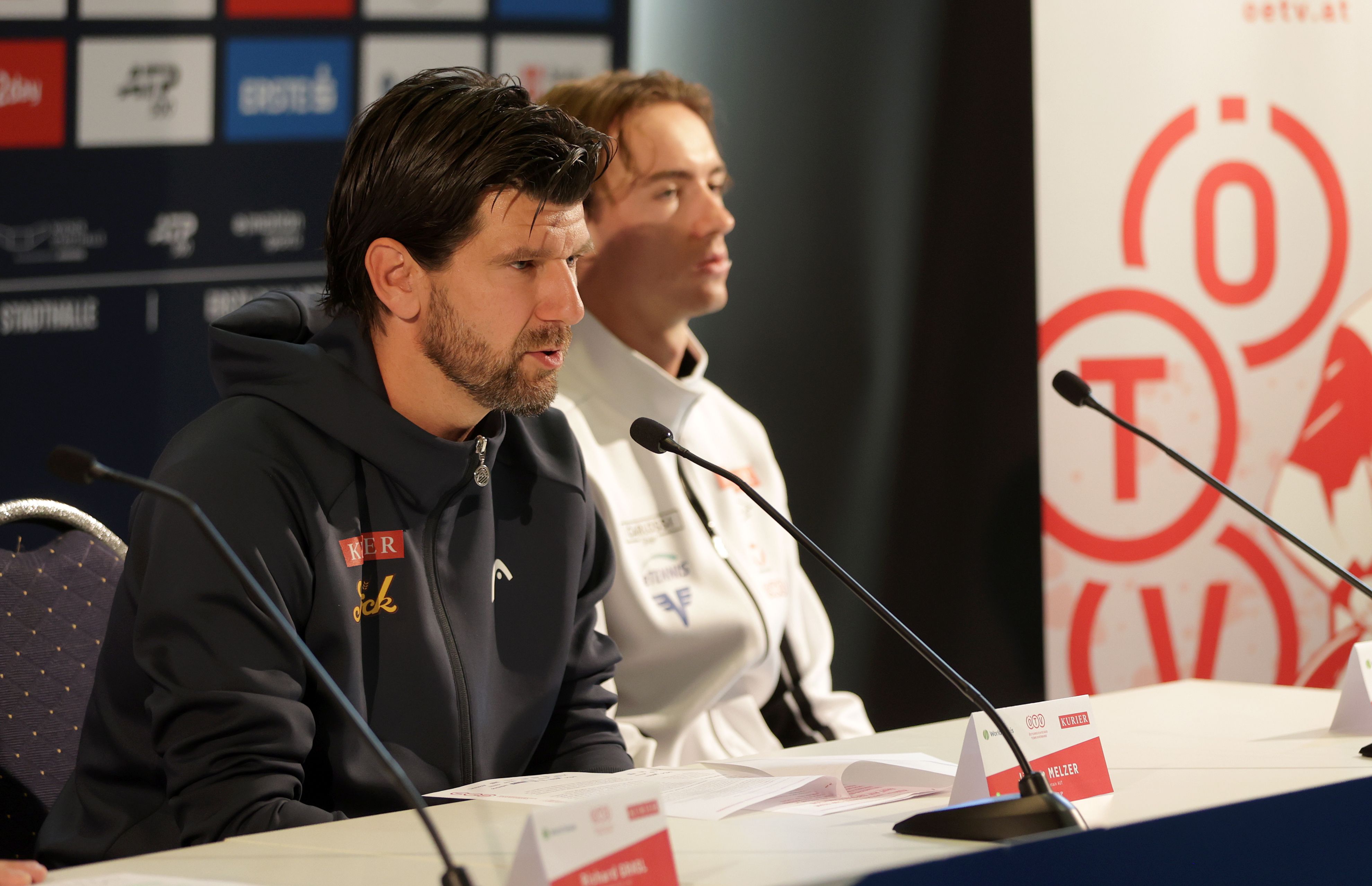 Davis-Cup-Kapitän Jürgen Melzer und Lukas Neumayer