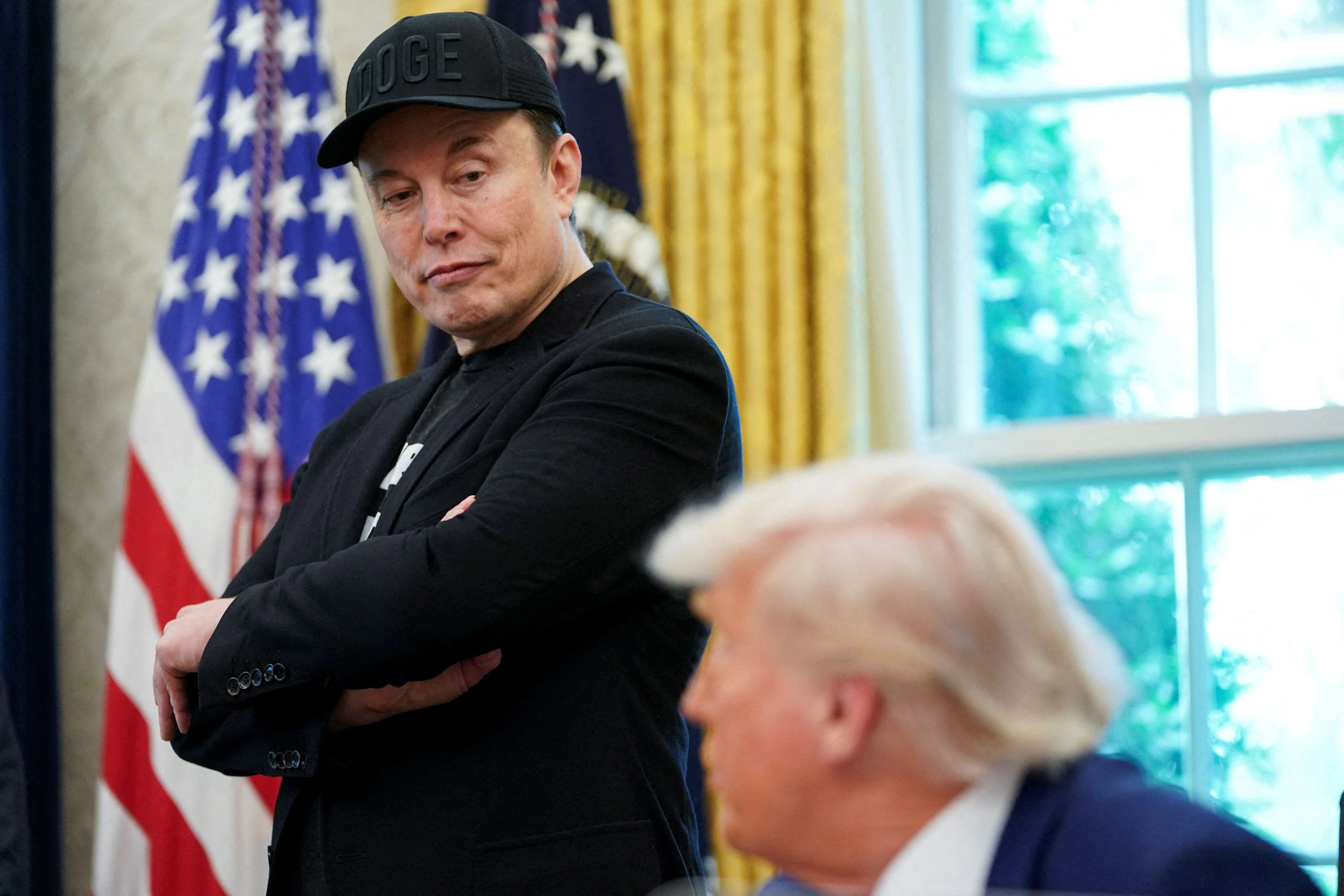 Hat US-Präsident Donald Trump befohlen, dass Musk Starlink für die Ukraine wieder aufgedreht wird? Die Beteiligten halten sich in der Sache bedeckt