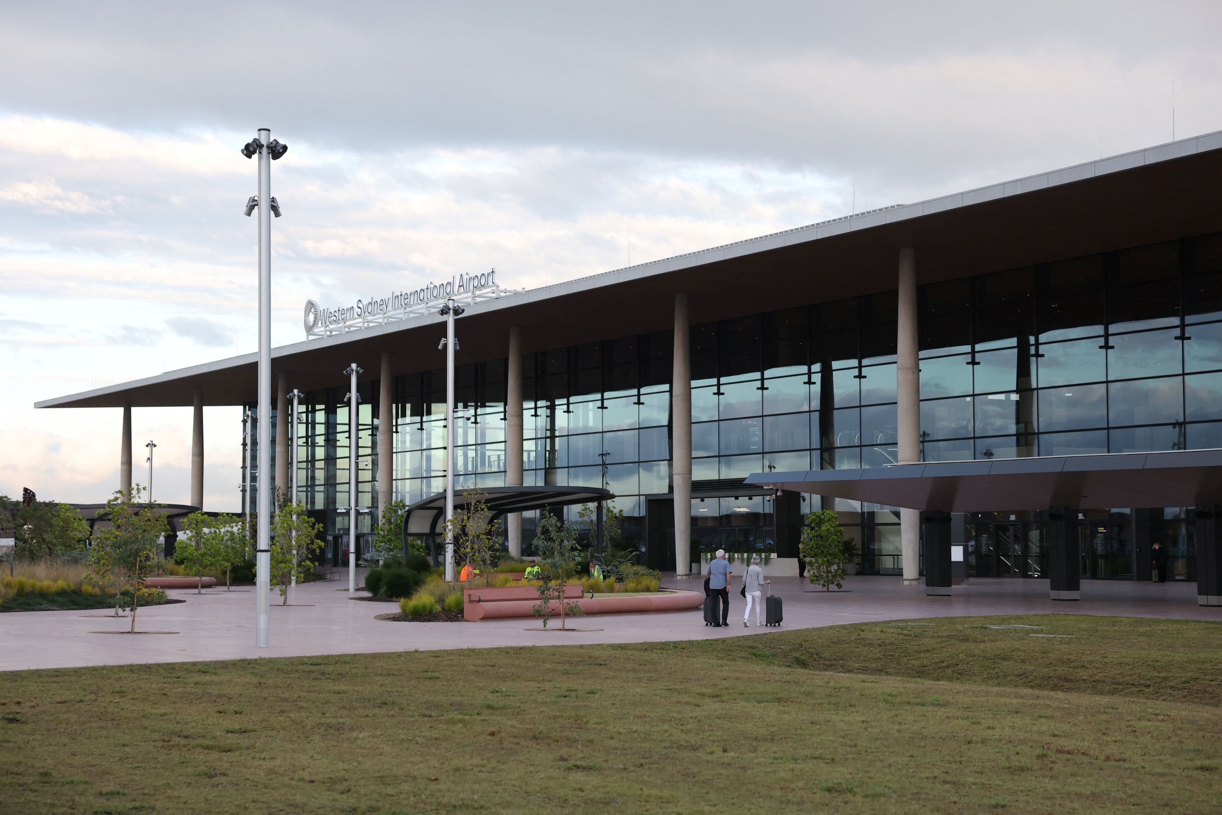 Heute.at - Neuer Flughafen sorgt für Reise-Chaos bei Passagieren