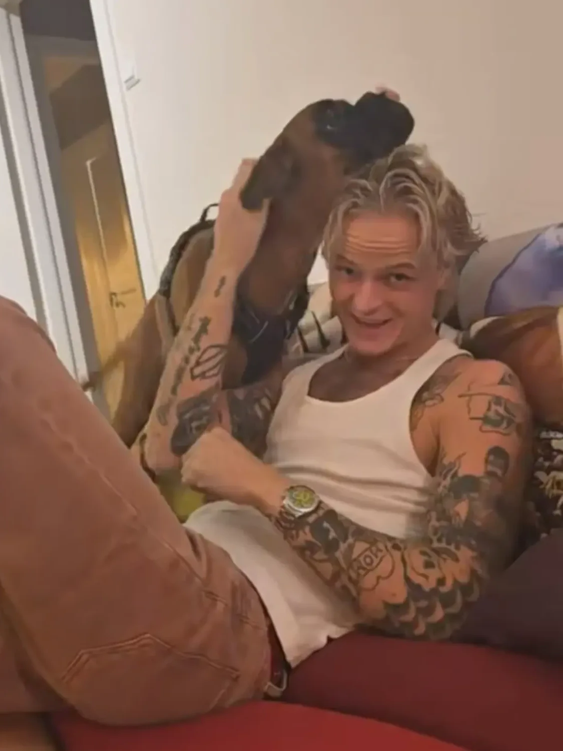 Choi brachte seinen Hund Ruth Doris mit zu Marius.