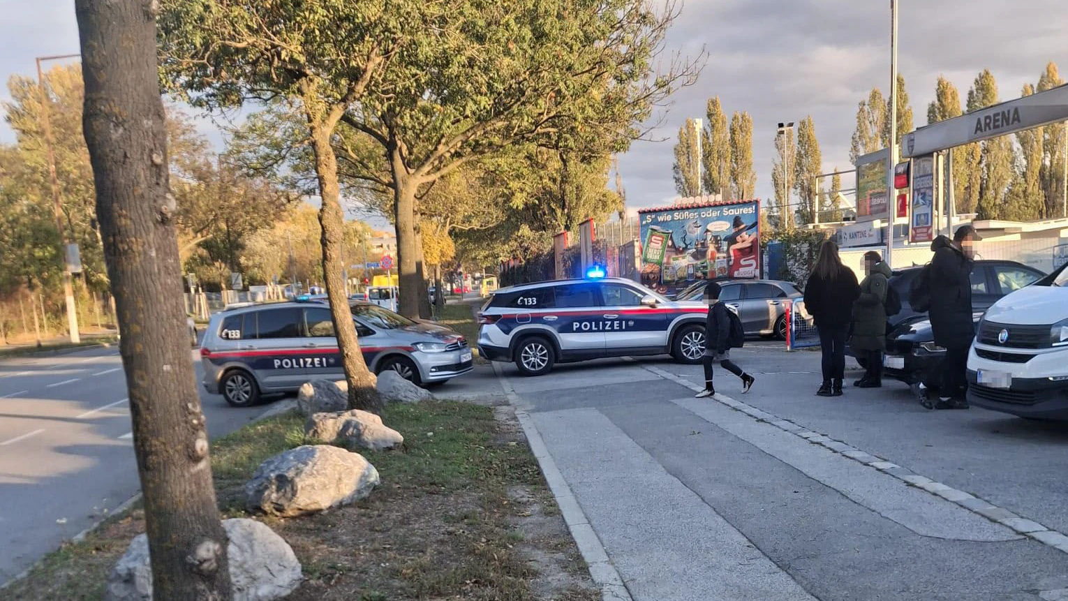 Die Polizei zeigte die Streithähne wegen Körperverletzung an.