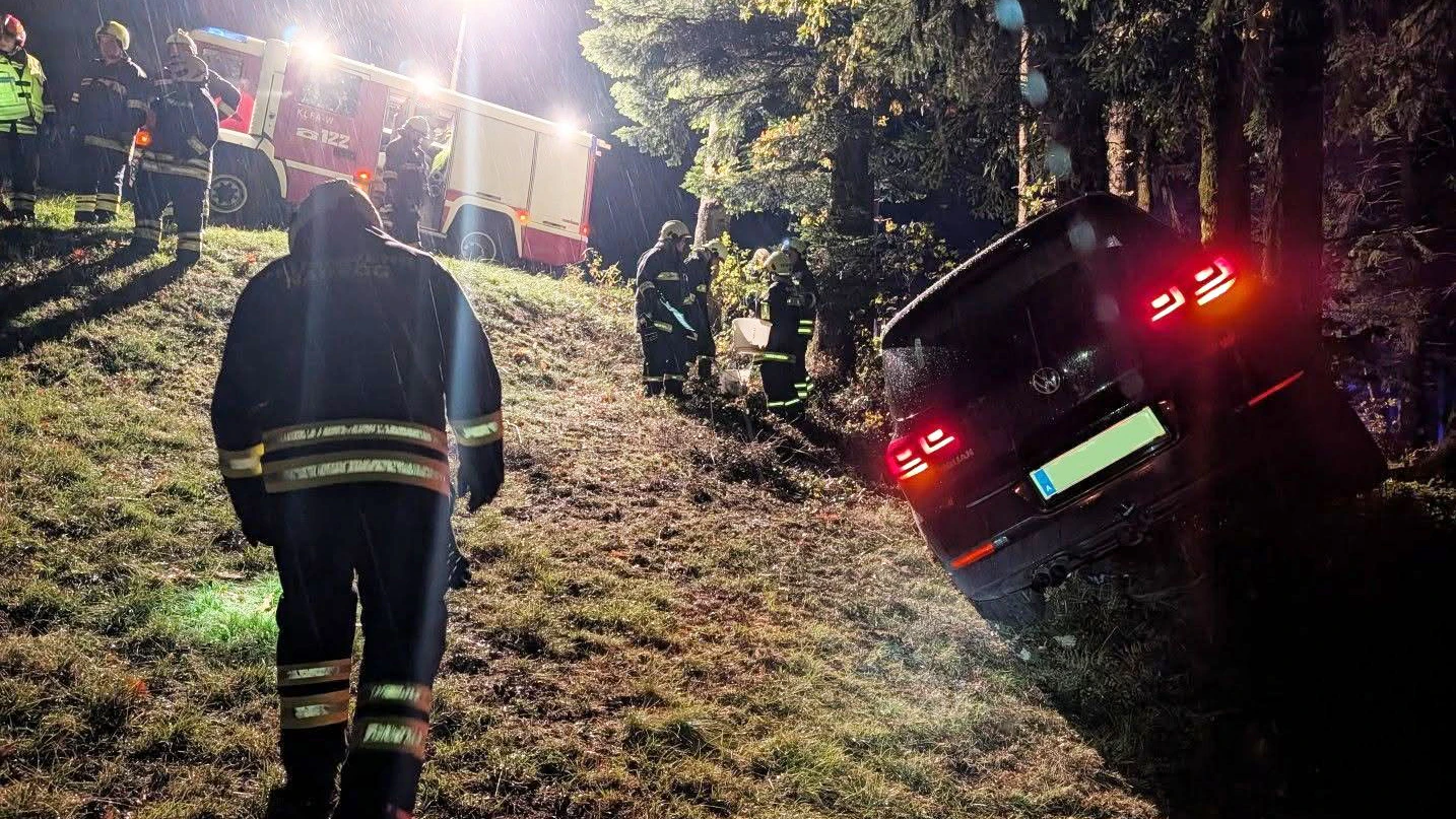 Gleich zweimal waren die Feuerwehren im Bezirk Amstetten innerhalb weniger Stunden gefordert. 