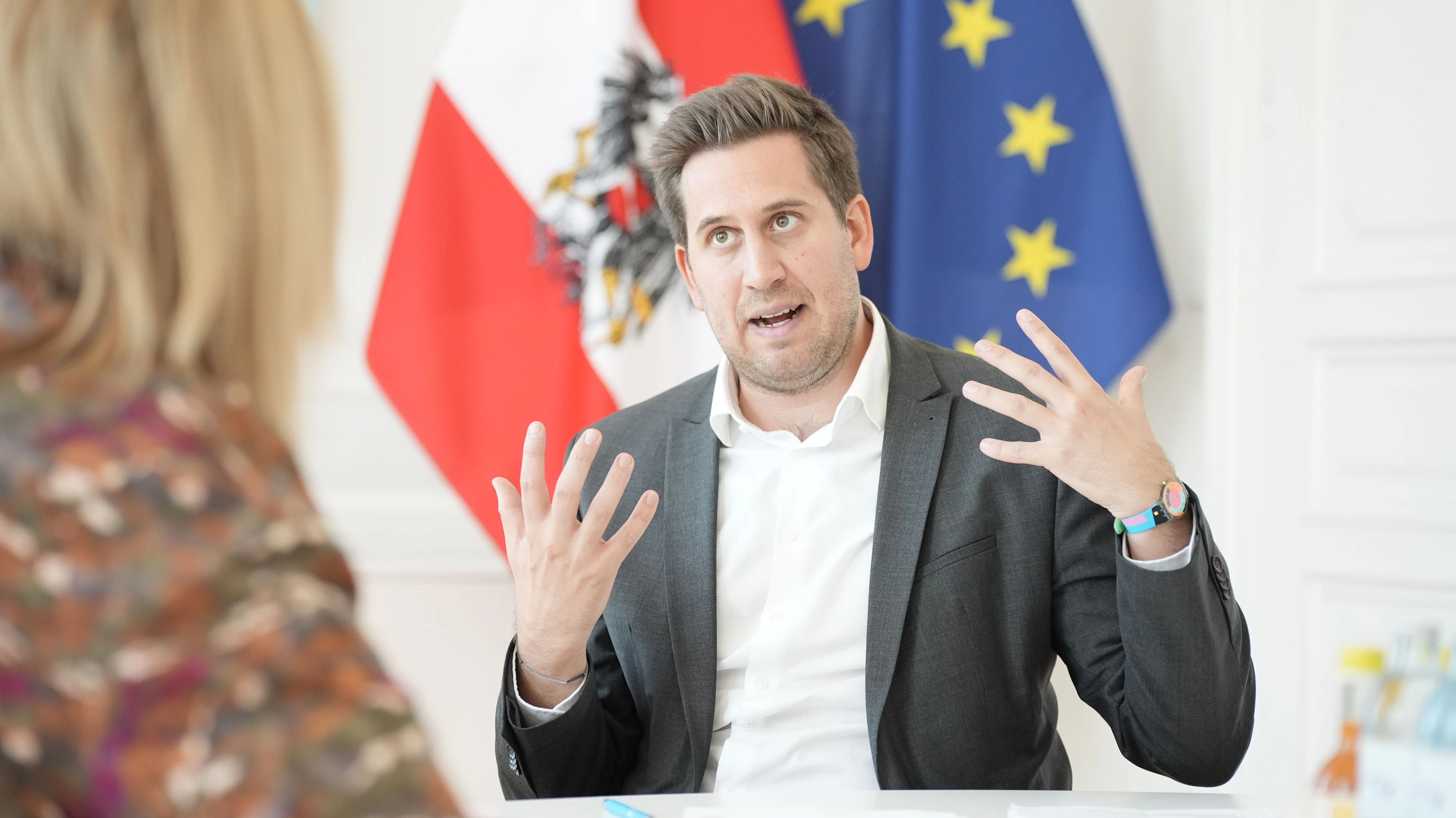 Die Berufswelt werde sich durch KI enorm verändern, ist Pröll überzeugt: "Aber Installateur und Elektriker bleiben."