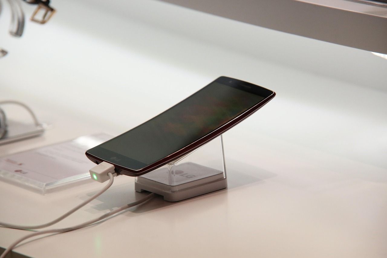 Faltbares Smartphone in der Ausstellung