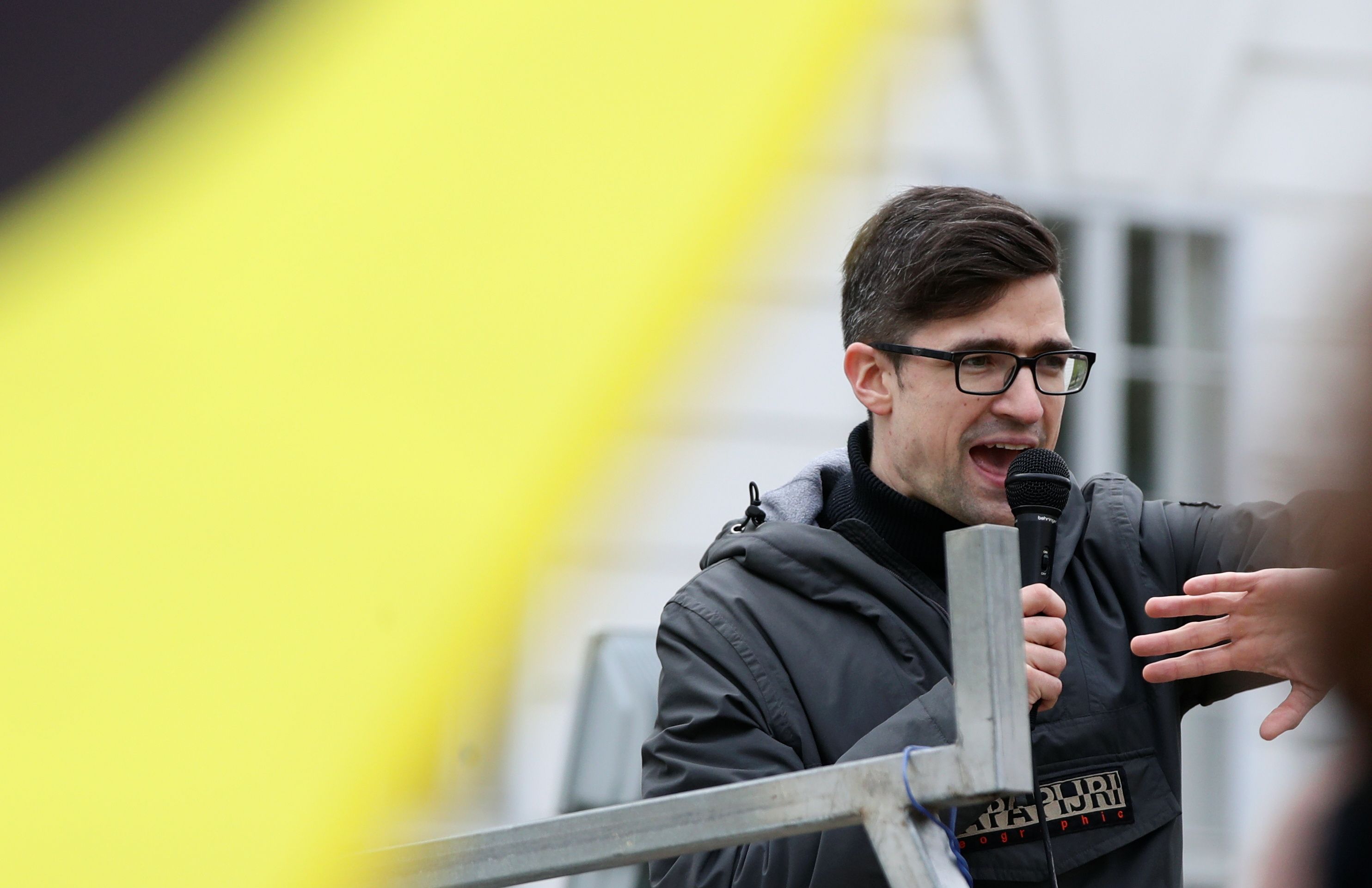 Gegen den Rechtsextremisten Martin Sellner wurde eine Verwaltungsstrafe verhängt.