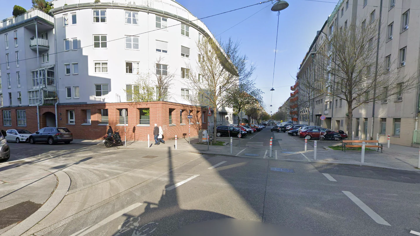 Hier kam es zu blutige Messer-Attacke auf den Polizisten.