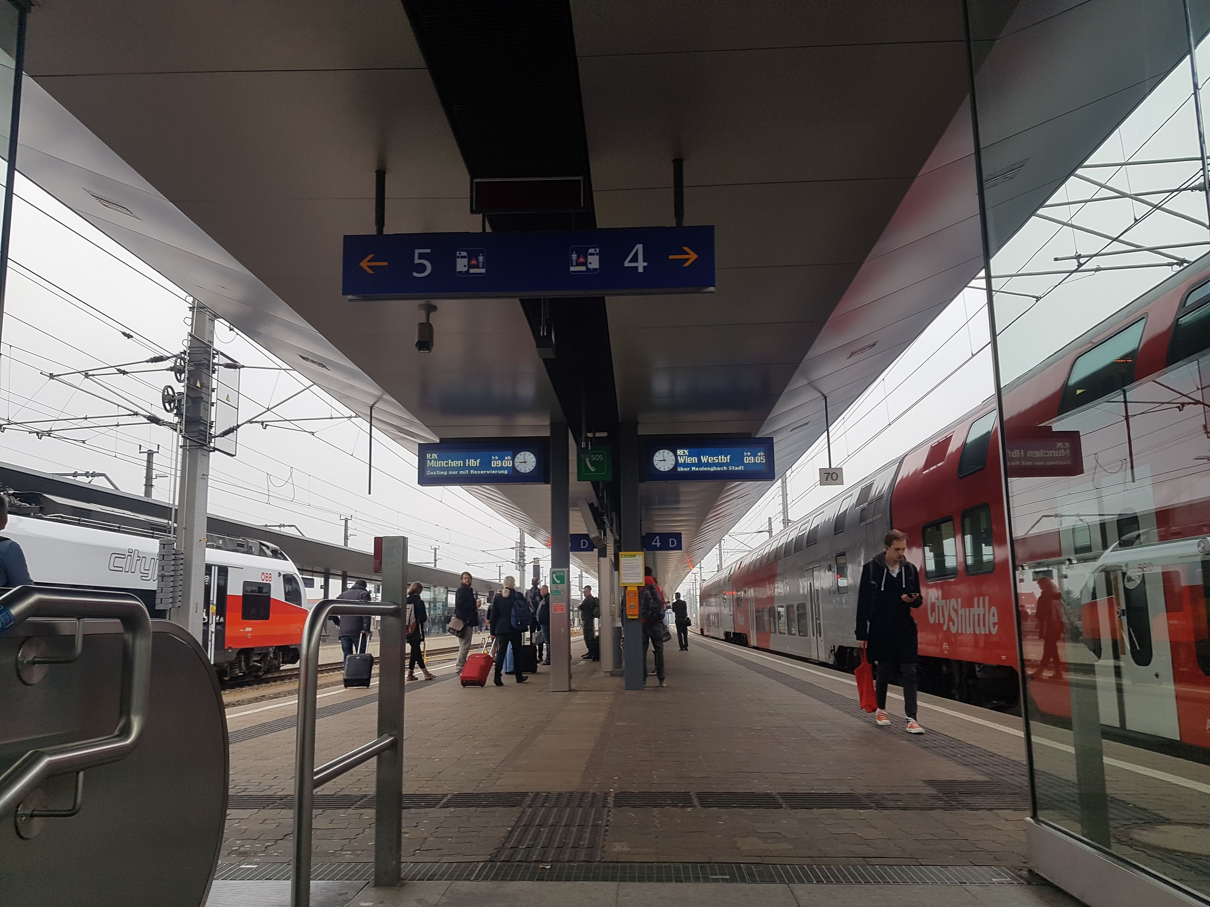 Heute.at - Mehr Züge, neue Halte – das ändert sich für Pendler