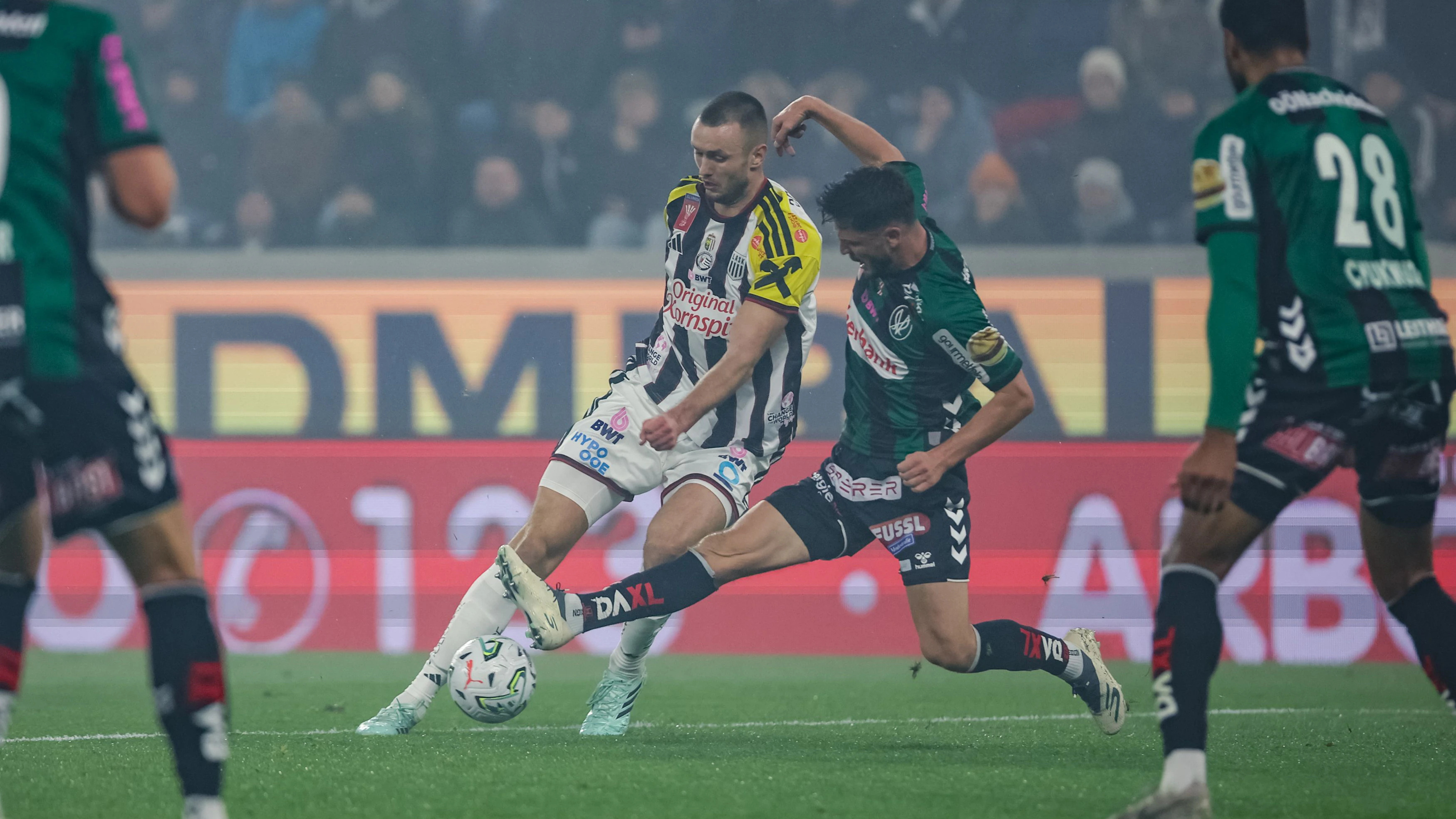 Heute.at - ÖFB-Cup live: 1:2! LASK schlägt nach Ried-Schock zurück
