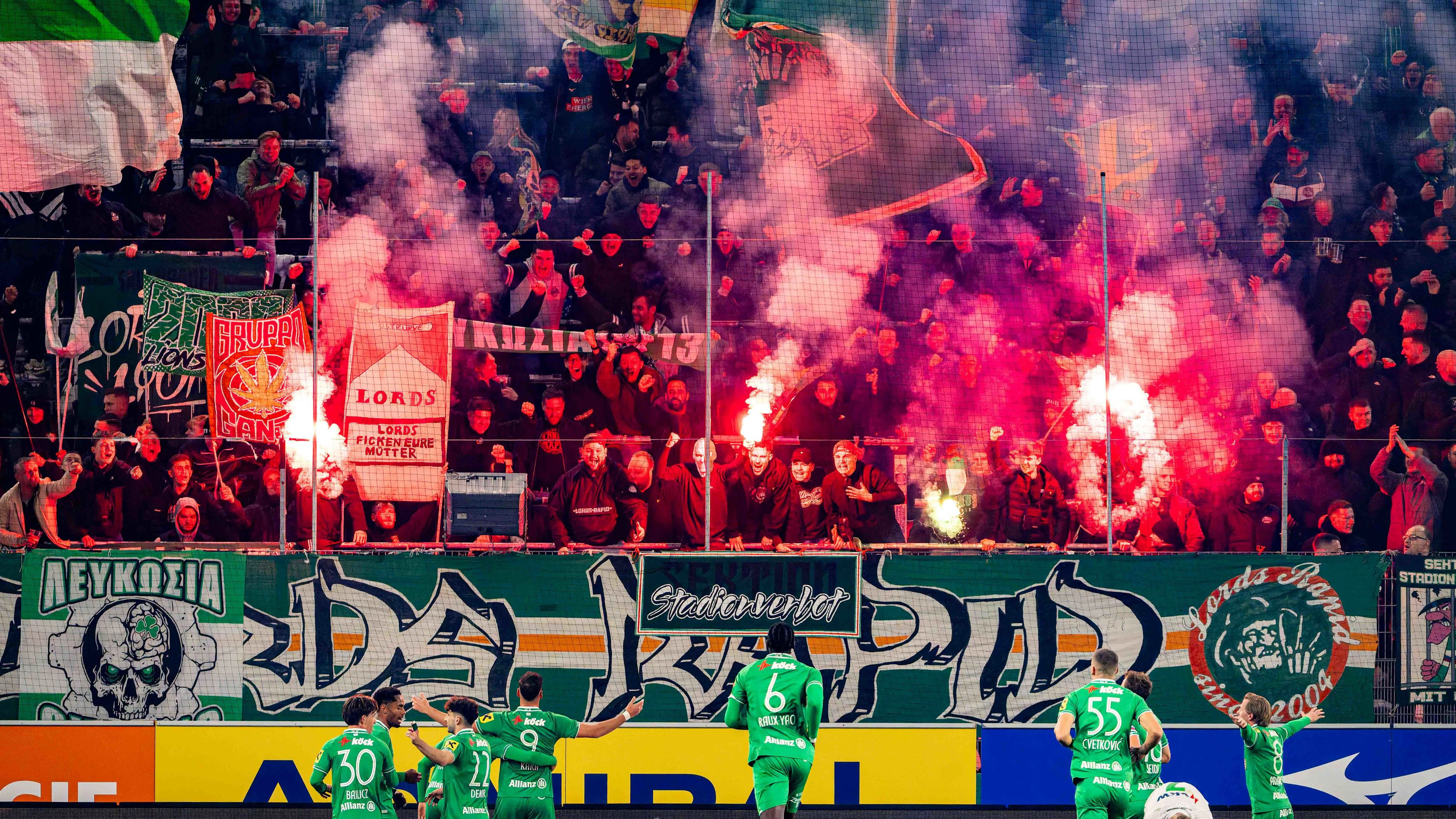 Die Rapid-Fans kosteten Grün-Weiß für Strafen mehr als eine halbe Million Euro. 