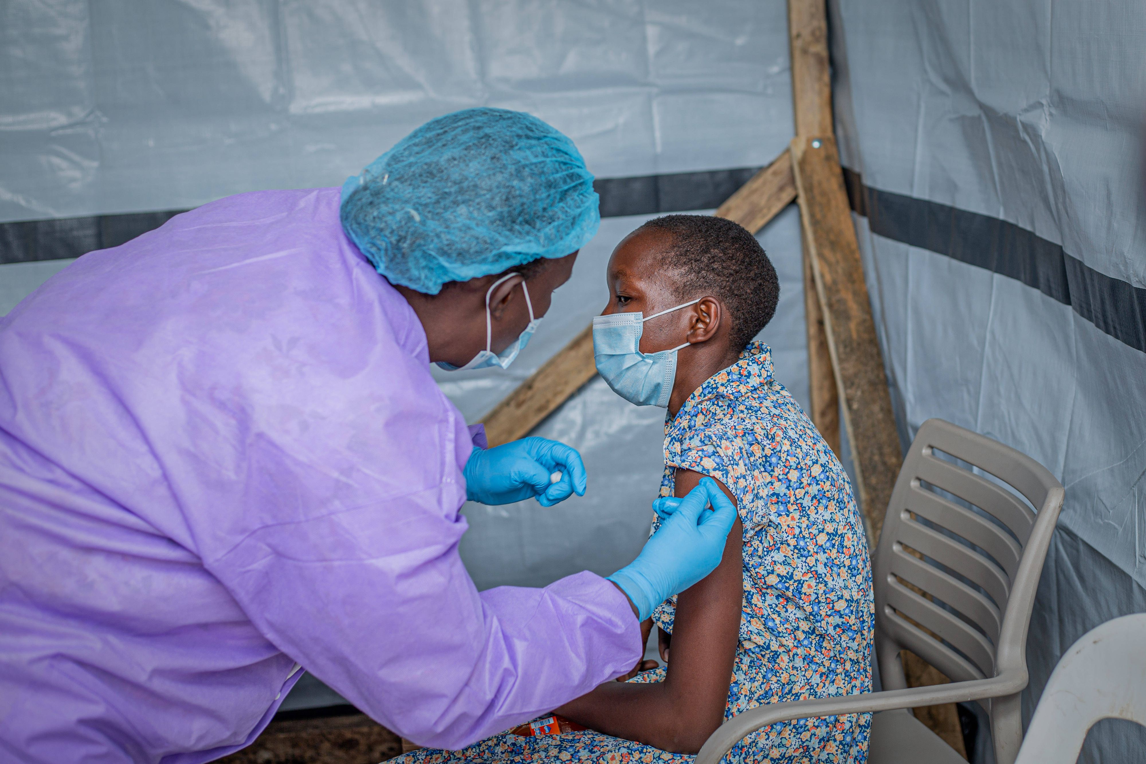 Heute.at - Ebola wütet – Helfer warnt vor Impfstoff-Versäumnis