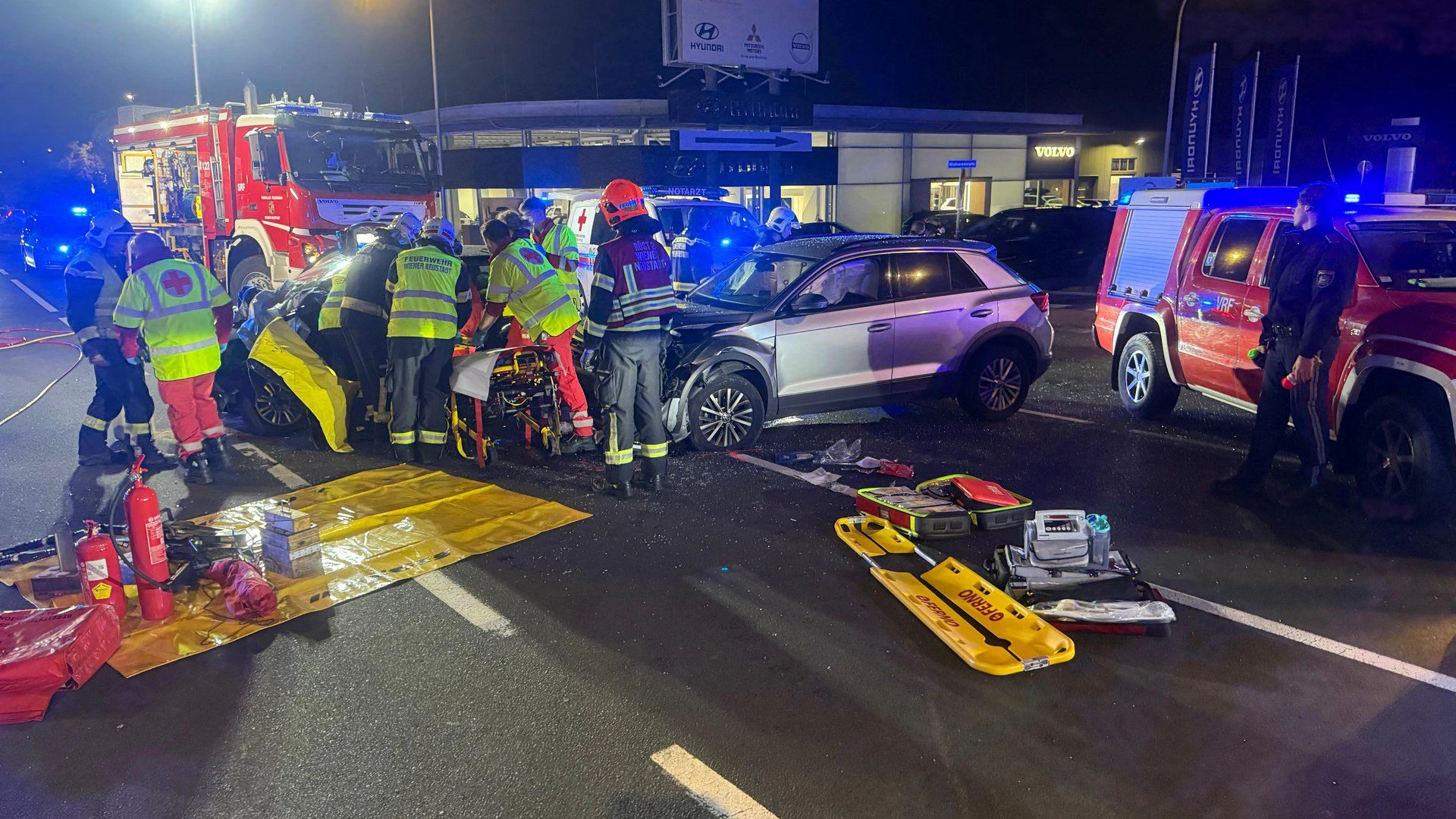 Schwerer Verkehrsunfall in Wr. Neustadt