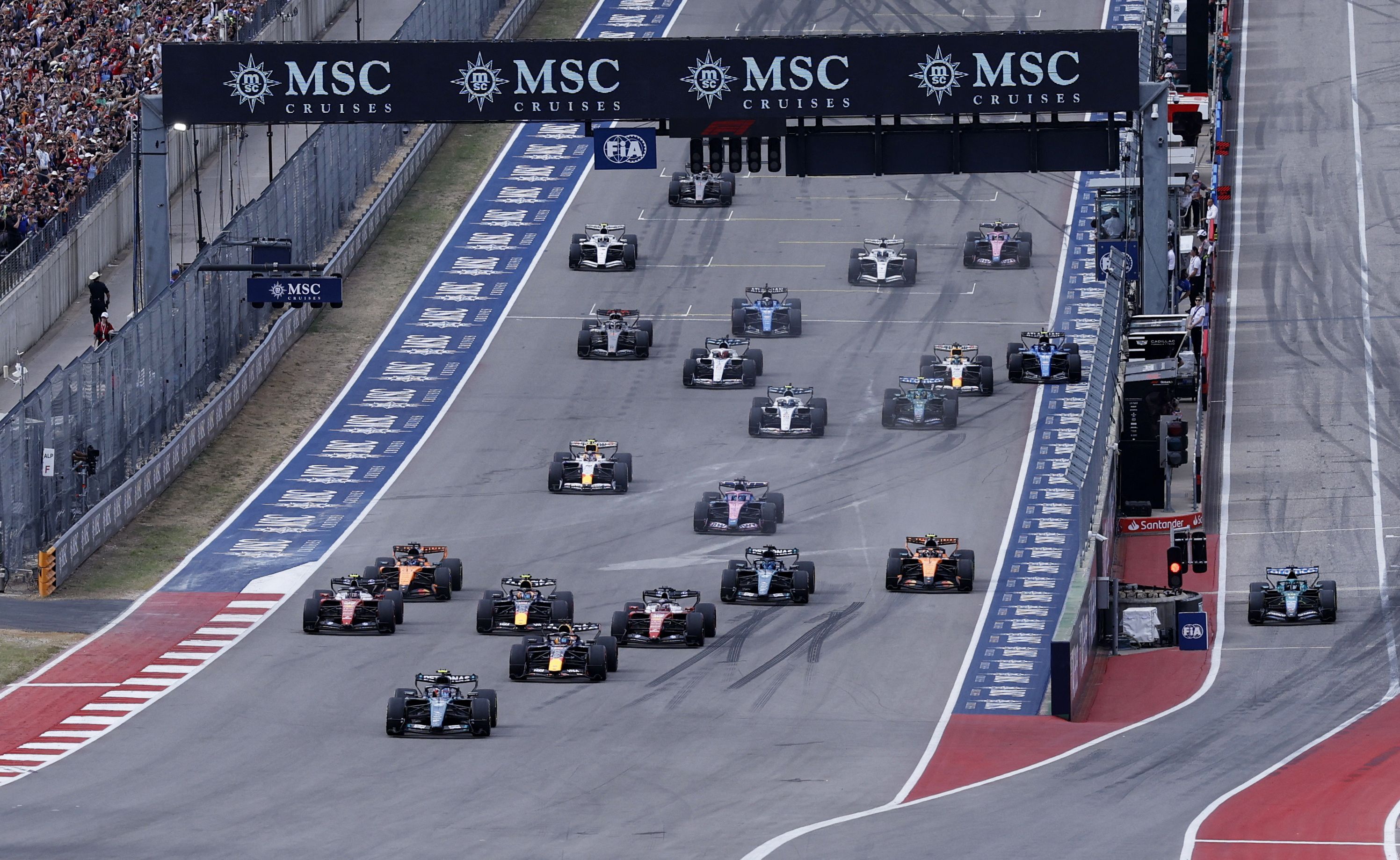 In der Formel 1 müssen zehn PIloten eine Pause einlegen. 