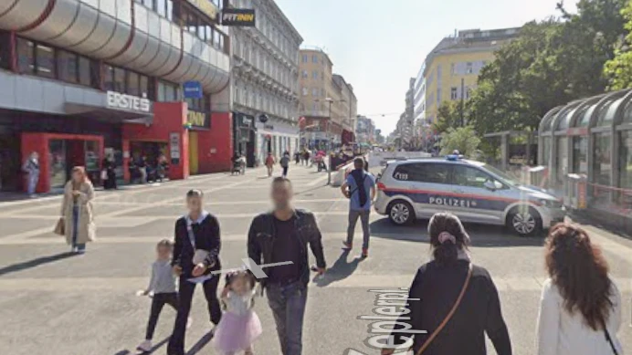 Ein Polizeiauto am Keplerplatz in Wien-Favoriten.