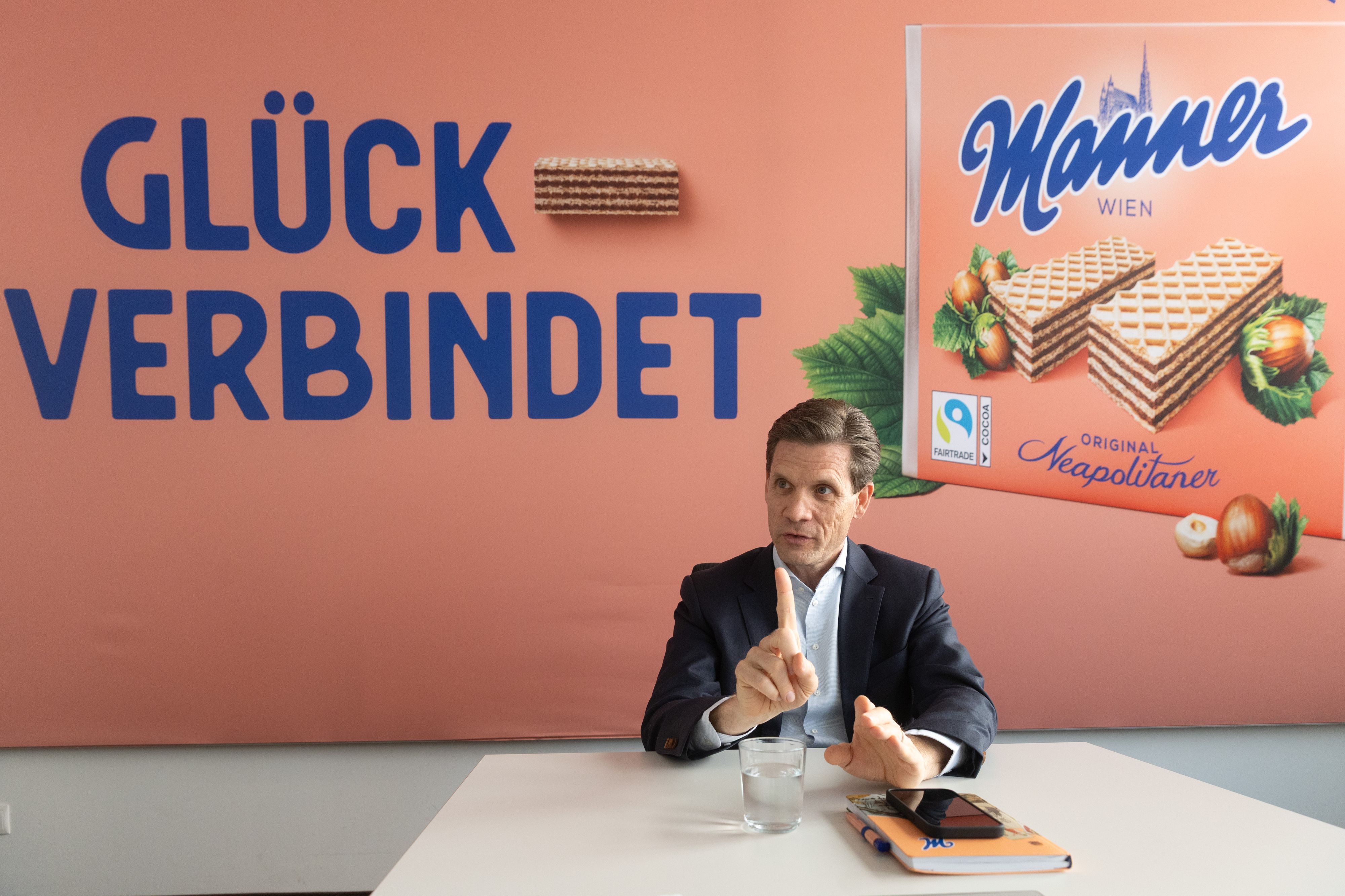 Manner-CEO Dieter Messner übt scharfe Kritik an der Regierung und Standortpolitik Österreichs.