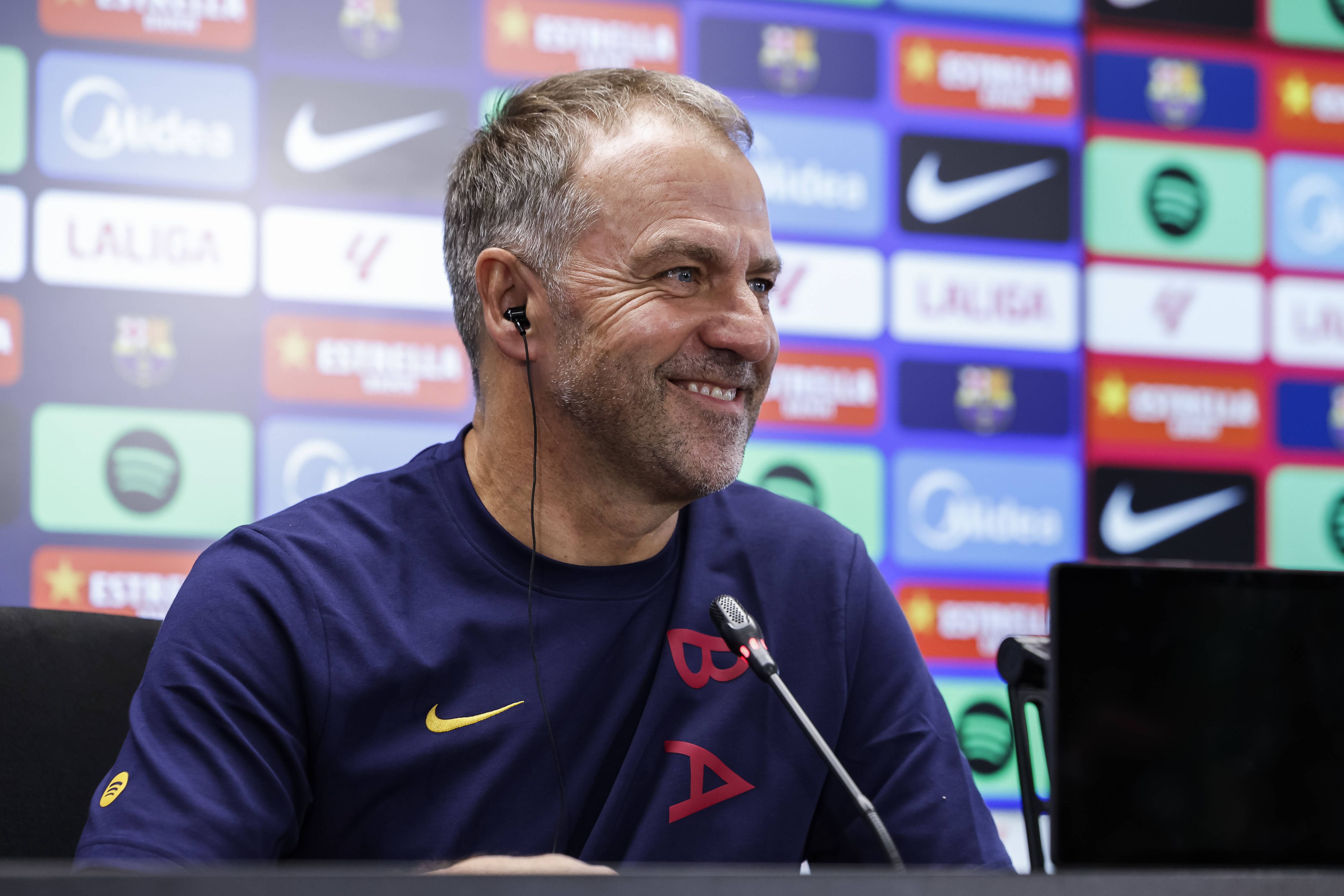 Barcelona-Trainer Hansi Flick. 