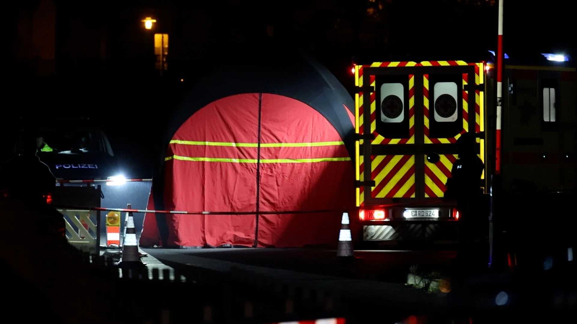 Heute.at - Leiche gefunden! Mord-Alarm am Supermarkt-Parkplatz