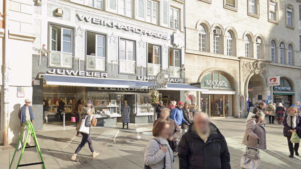 Das Traditionshaus Weikhard hat seine Adresse direkt am Grazer Hauptplatz.