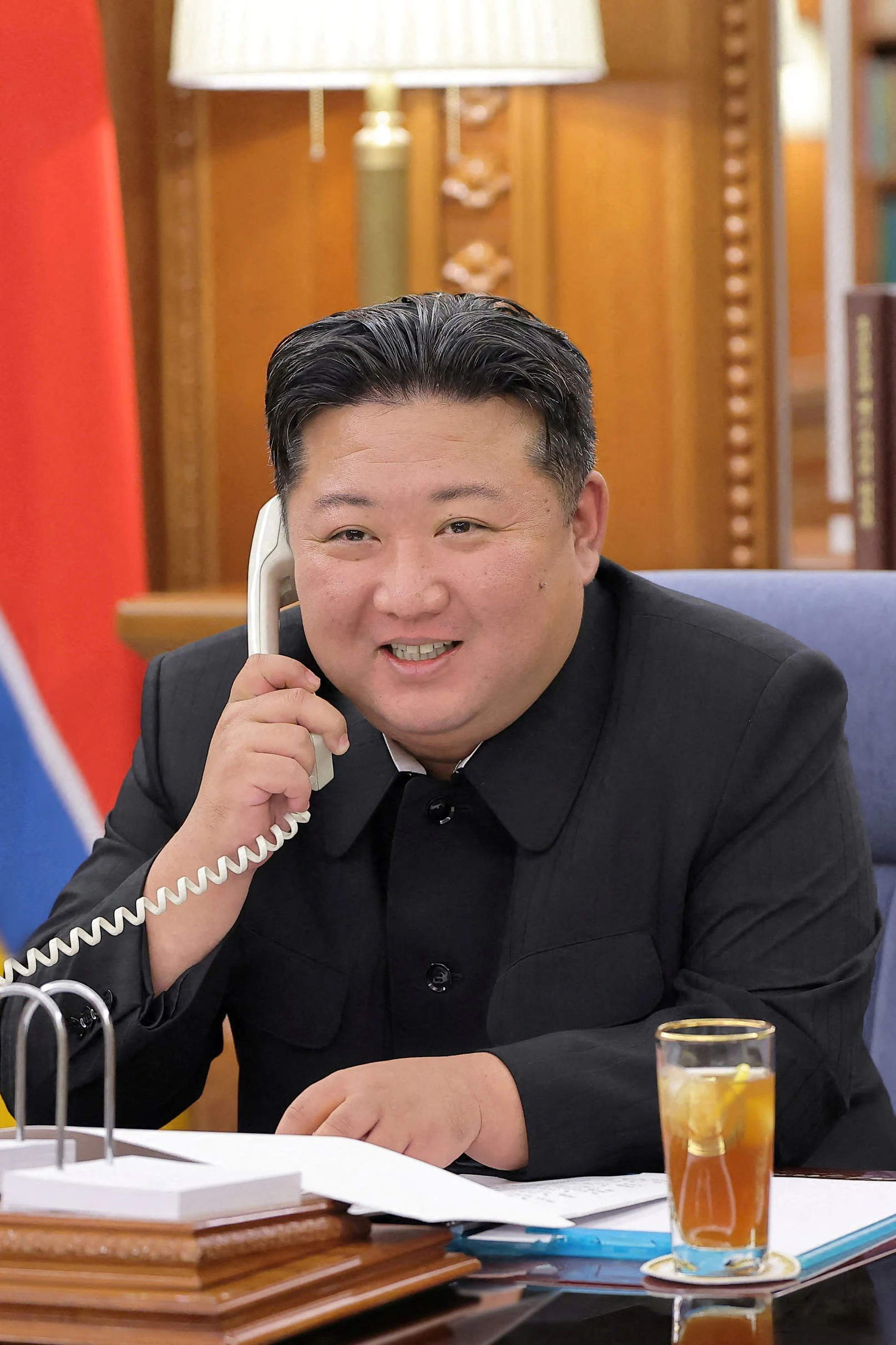 Alle Spuren führen nach Pjöngjang: Die Hacker von Nordkoreas Führer Kim Jong-un sollen die Kryptobörse Binance um mehr als 6 Milliarden Dollar erleichtert haben