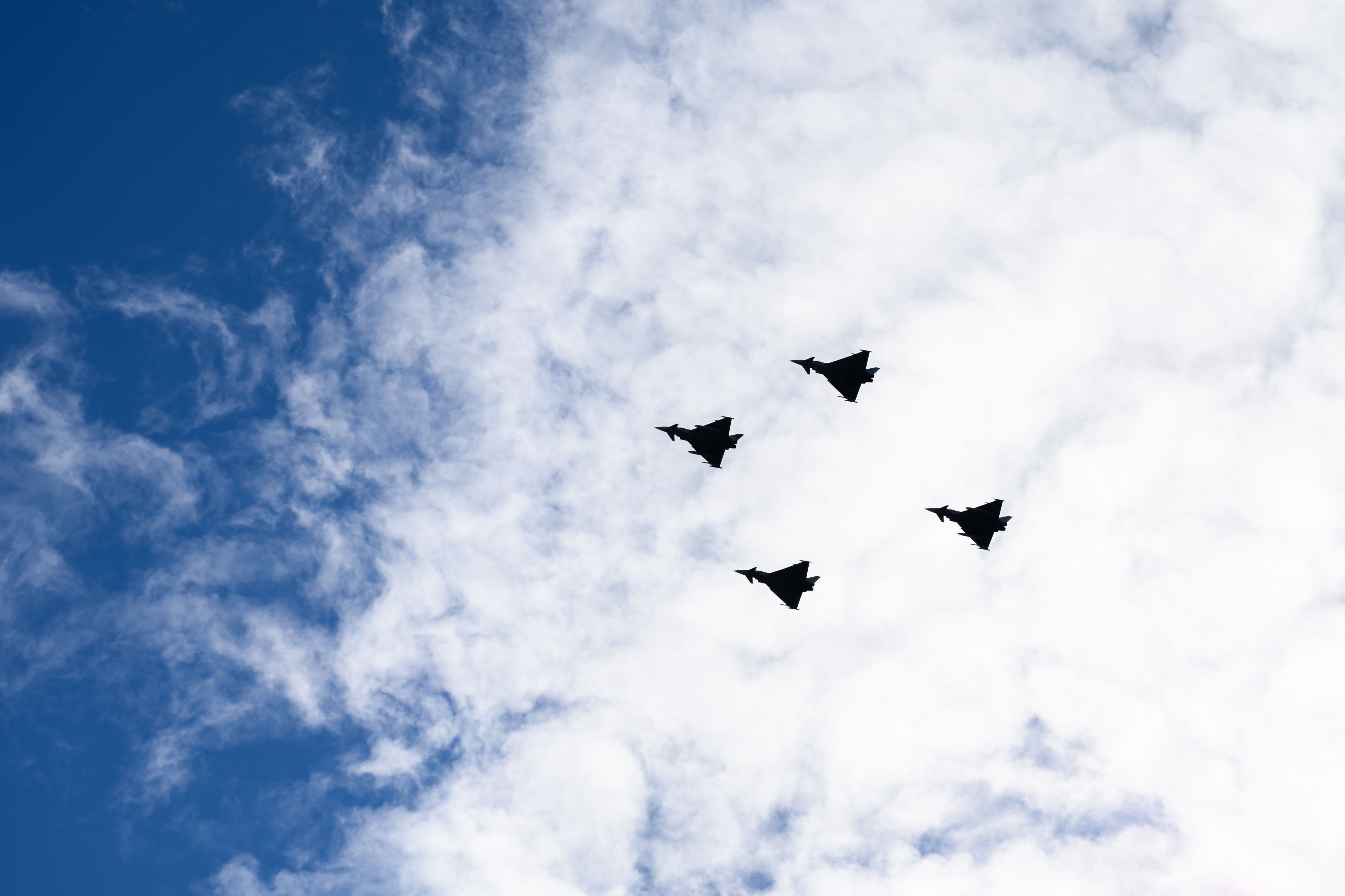 Heute.at - Deswegen donnern bald Kampfjets über Österreich