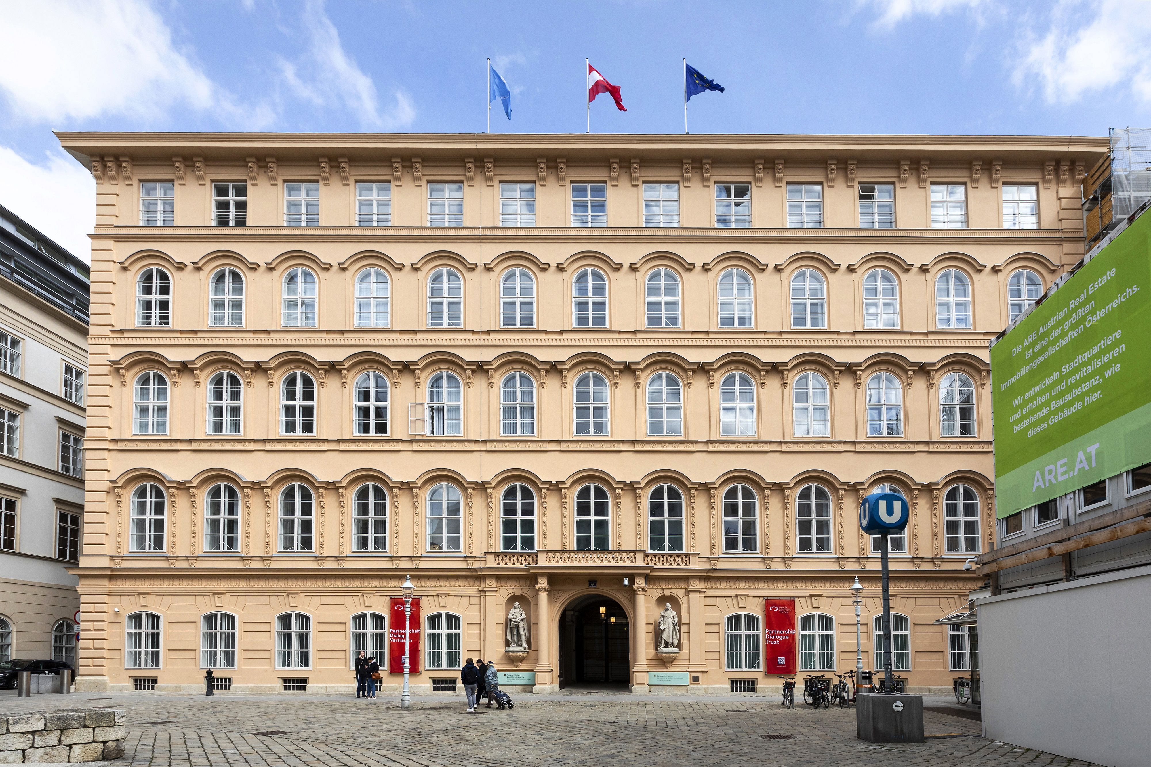 Das Außenministerium rät den Diplomaten in Österreich in der Halloween-Nacht zu besonderer Vorsicht. 