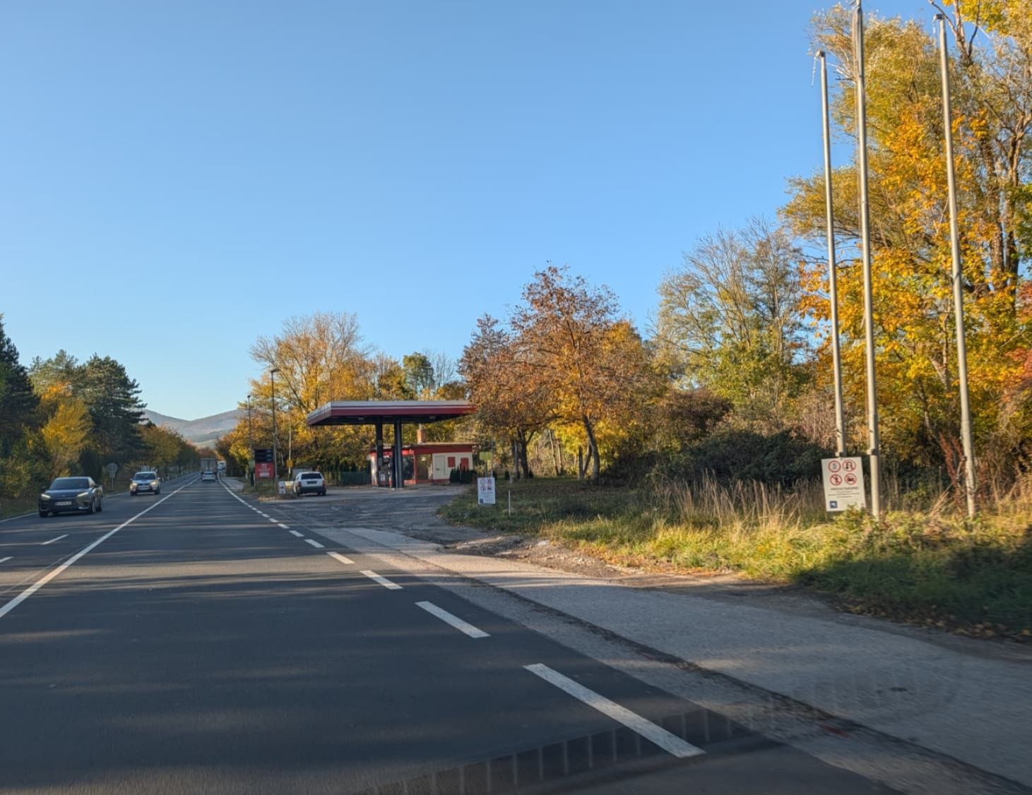 Die Tankstelle hätte schon im Sommer versteigert werden sollen.