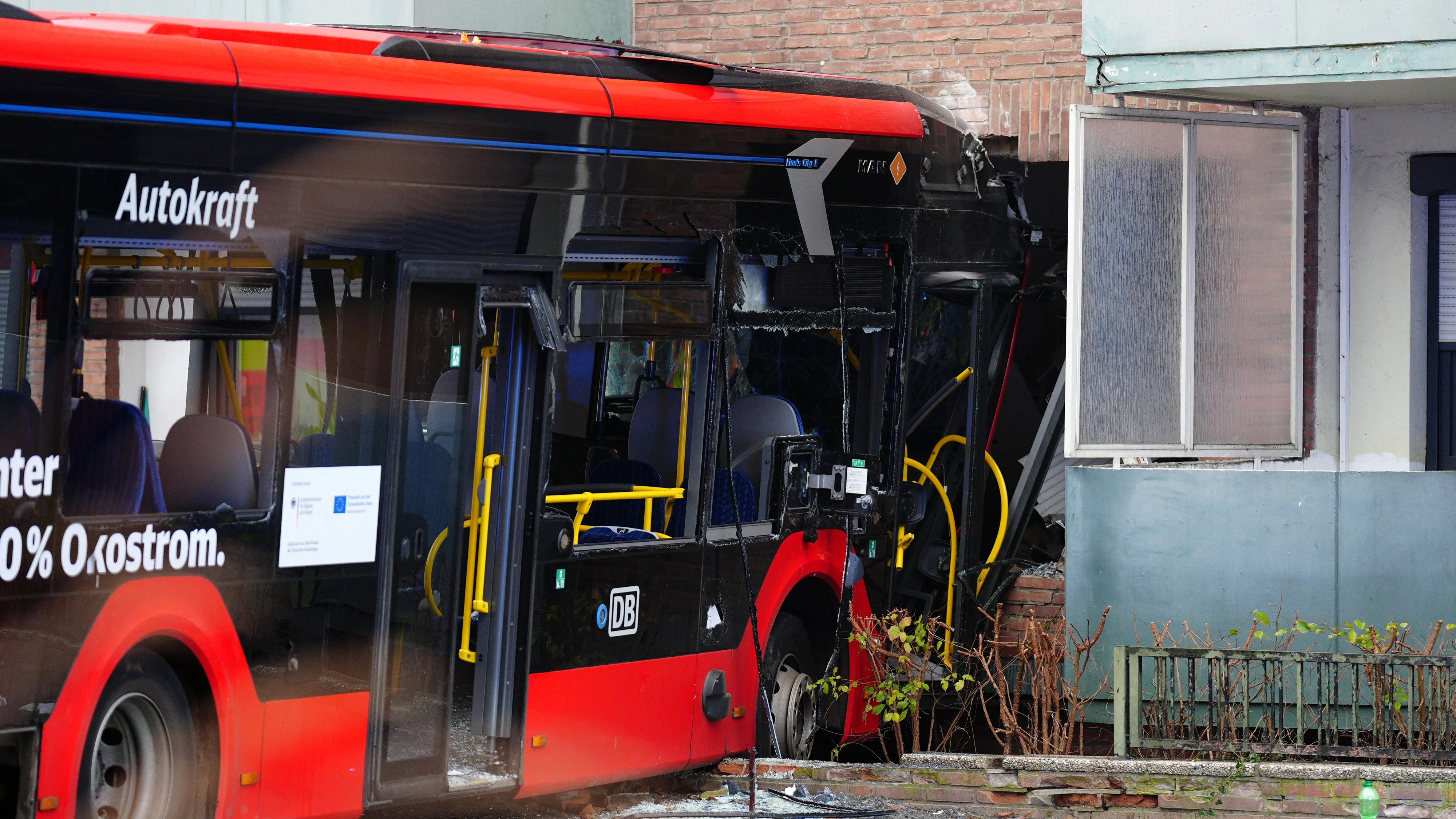 Bei dem Unfall wurden mehrere Personen verletzt.