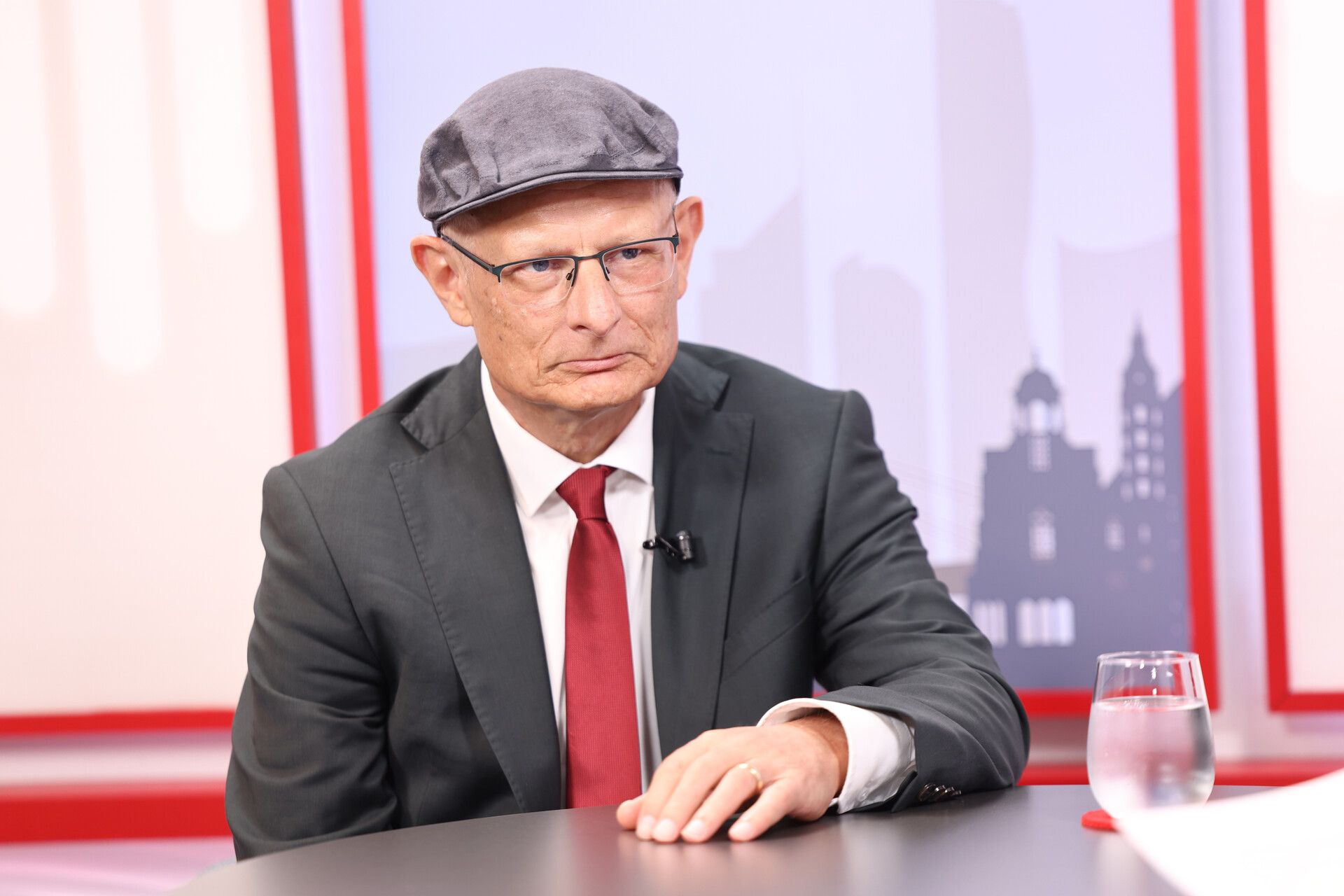 Finanzminister Markus Marterbauer hat seine letzte Chemotherapie hinter sich gebracht. 