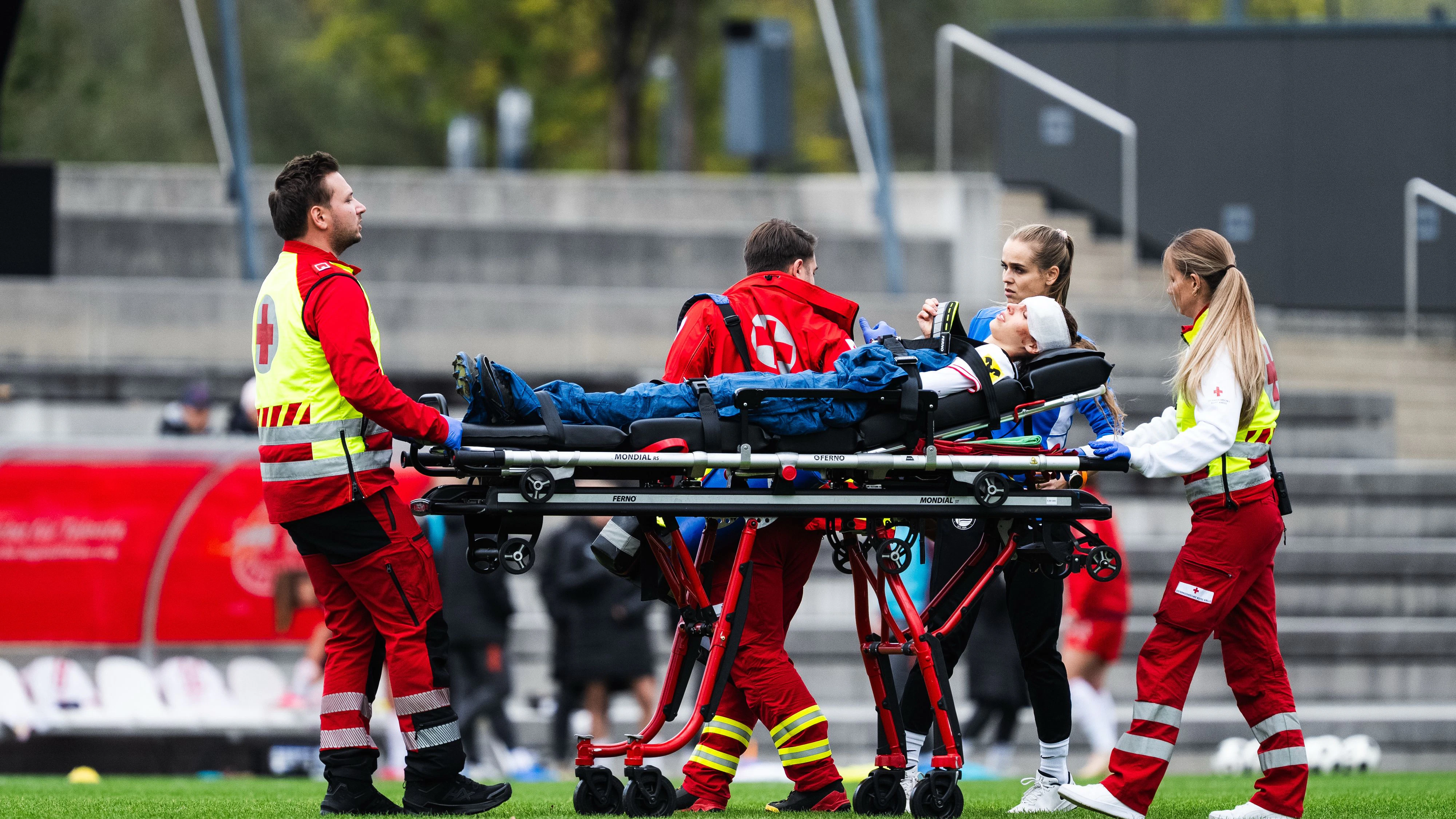Heute.at - Sorge um Stars nach Notarzt-Einsatz in Salzburg